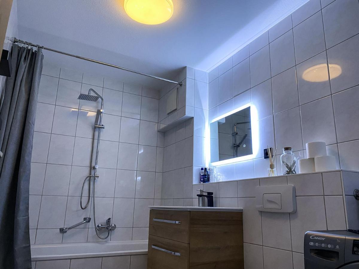 Wohlfuehl-Apartment Mit Kostenfreier Tiefgarage, Wifi & Terrasse Leipzig Exteriör bild