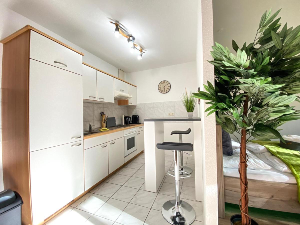 Wohlfuehl-Apartment Mit Kostenfreier Tiefgarage, Wifi & Terrasse Leipzig Exteriör bild